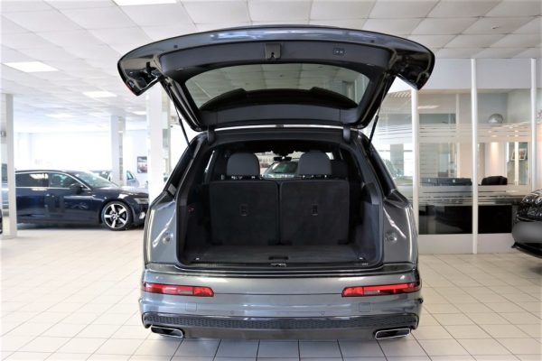 Audi Q7 50 TDI S-Line HUD 7 PLACES – Image 4